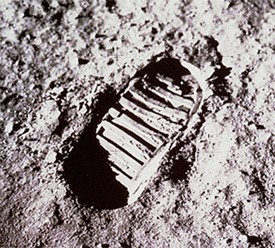 De beroemde voetafdruk van Neil Armstrong op de Maan