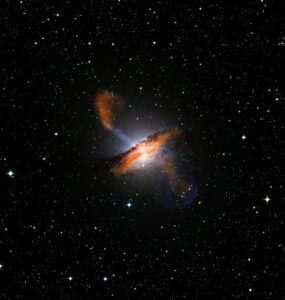 Compositie opname van Centaurus A/NGC 5128