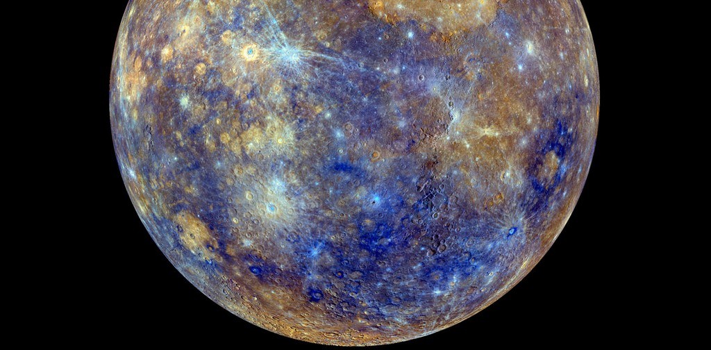 Mercurius in valse kleuren.