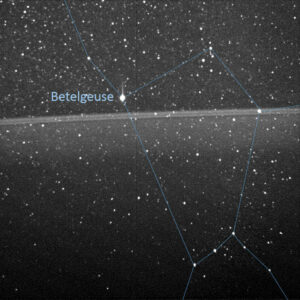 Juno fotorafeert Betelgeuze en de ringen van Jupiter