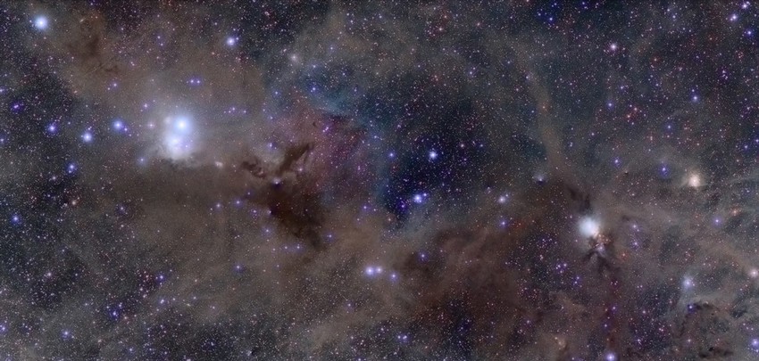 De moleculaire wolk in het sterrenbeeld Perseus