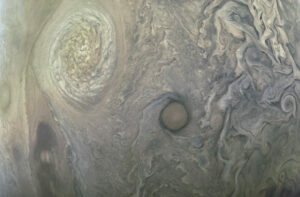 De Grote Rode Vlek gefotografeerd door de Juno