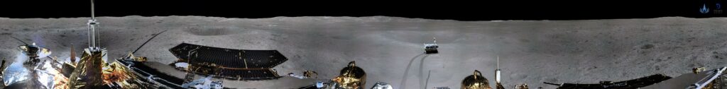 360 graden panorama van de verre zijde van de Maan