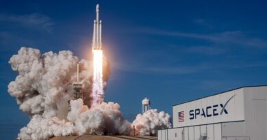 Lancering van een SpaceX Heavy Falcon raket. Credit: SpaceX