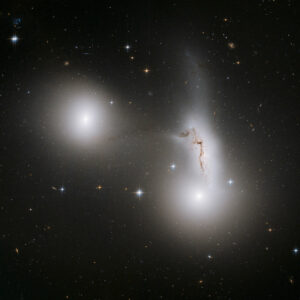 NGC 7173, NGC 7174 en NGC 7176 in Piscis Austrinus