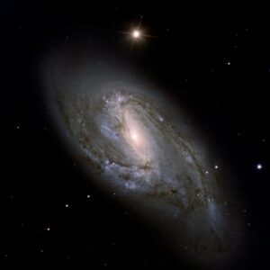 Messier 66 in Leo