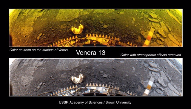 Venera 13 fotografeert het oppervlak van Venus