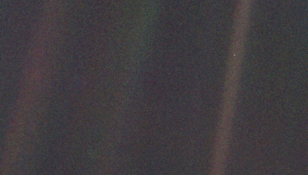 De originele Pale Blue Dot opname