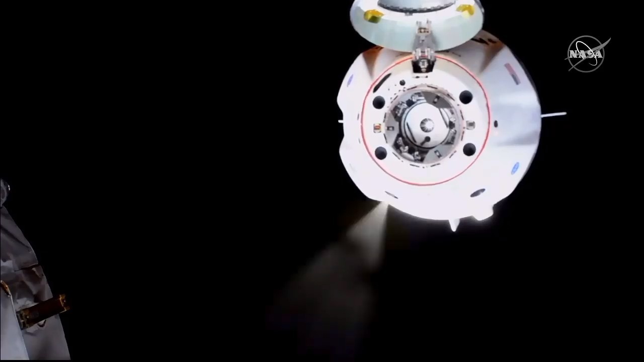 koppeling Crew Dragon met ISS