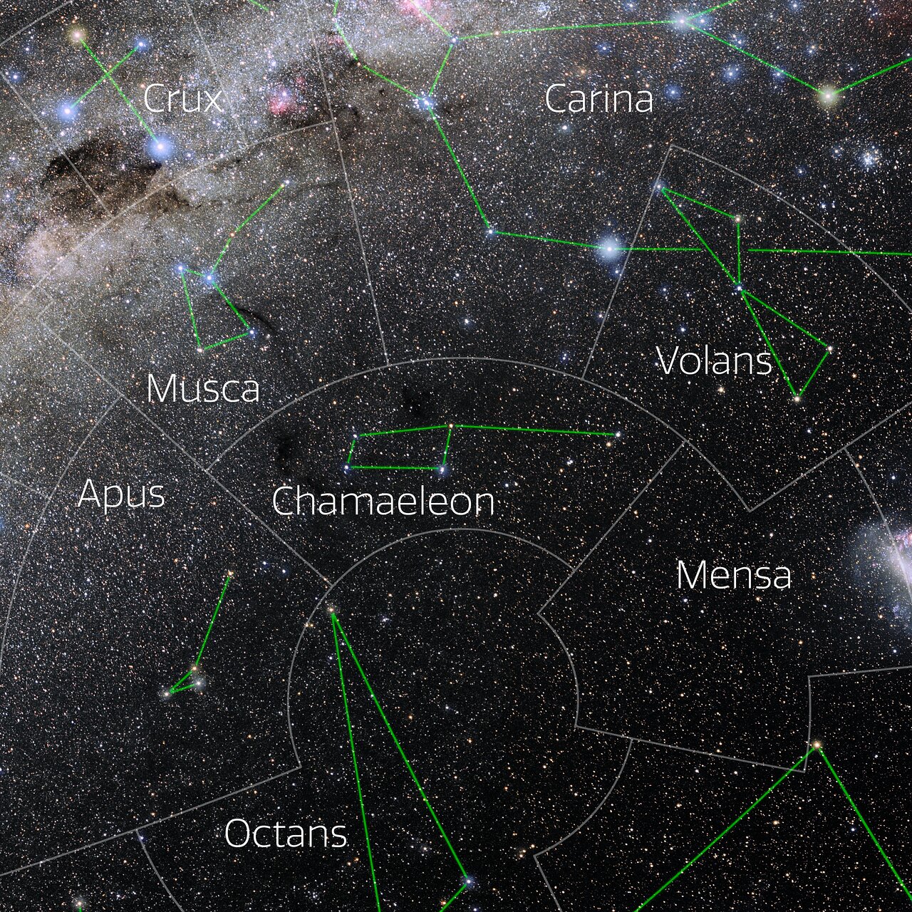 Foto van het sterrenbeeld Chamaeleon - Kameleon met annotaties van de IAU en Sky & Telescope.