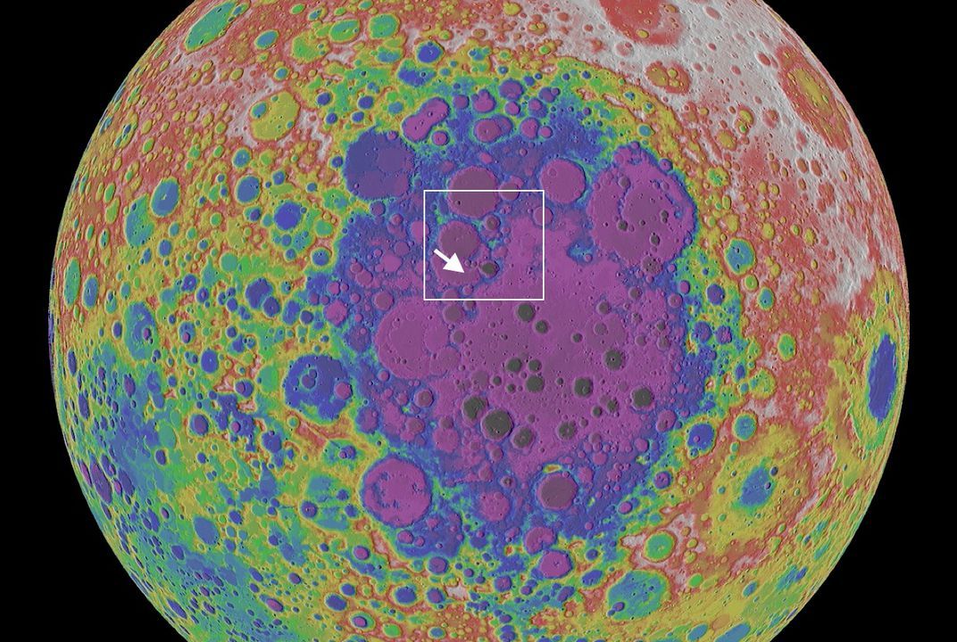 De Von Karmankrater aan de zuidpool van de Maan