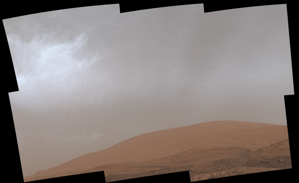 Animatie van koolzuurijswolken boven Mars Sharop op Mars