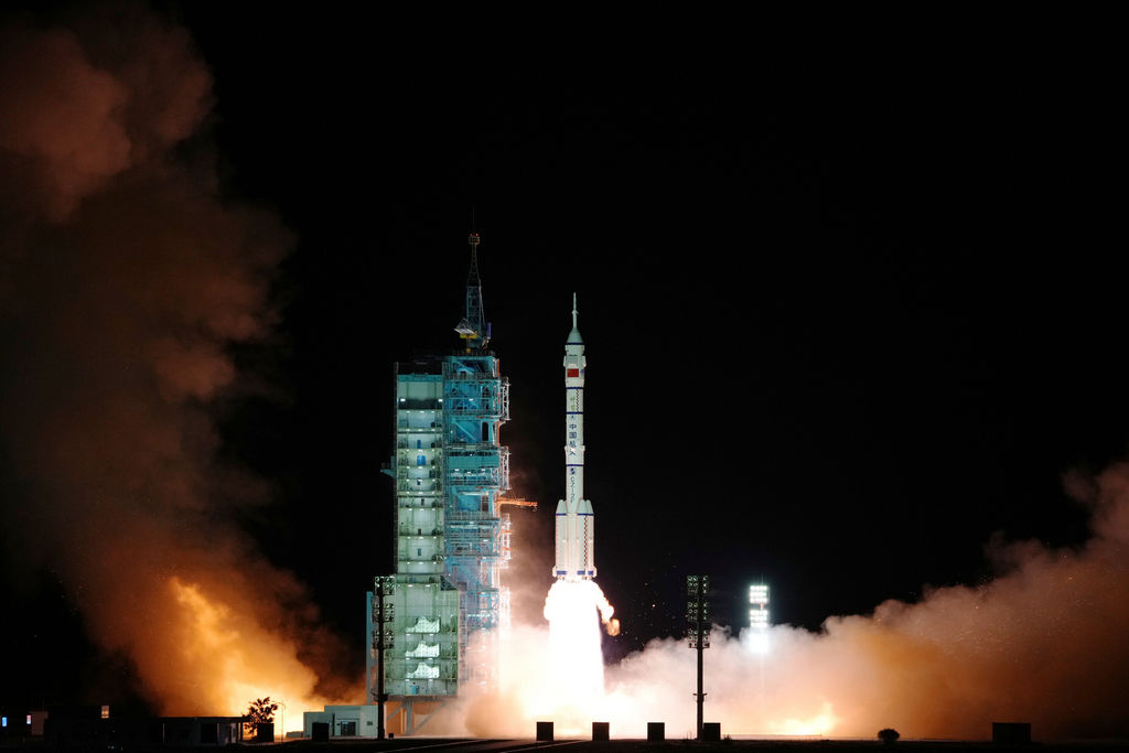 lancering van de Shenzhou-13