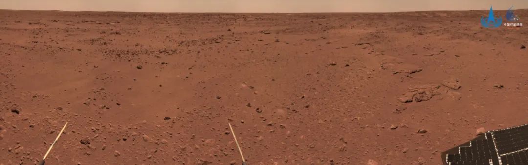 Panoramafoto van Mars gemaakt door de marsrover Zhurong