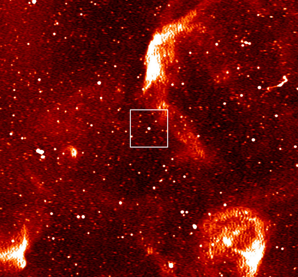 PSR J0523-7125 lijkt op een gewone bron van radiolicht. 