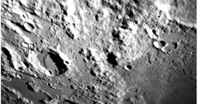 Chandrayaan-3 foto van de verre zijde van de Maan