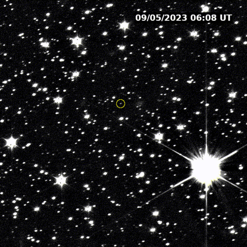 Deze afbeelding van de asteroïde Dinkinesh in de hoofdgordel werd op 5 september 2023 vastgelegd door NASA's Lucy-ruimtevaartuig. 