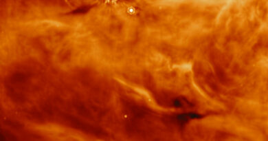 Deze afbeelding toont een gebied nabij de IRAS 23385+6053-protoster.