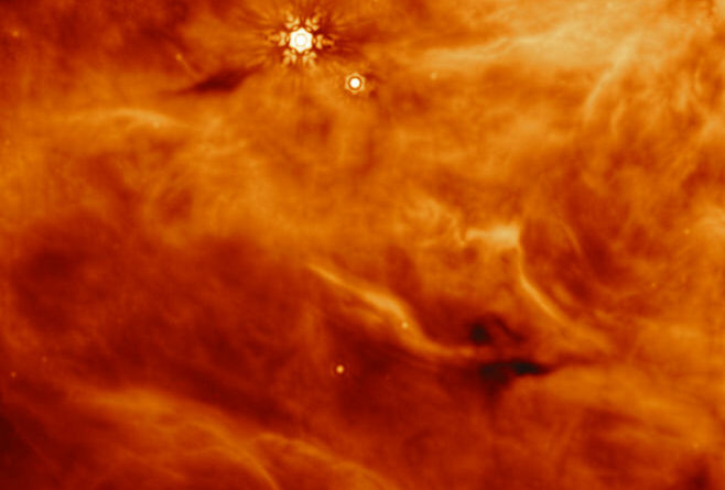 Deze afbeelding toont een gebied nabij de IRAS 23385+6053-protoster.