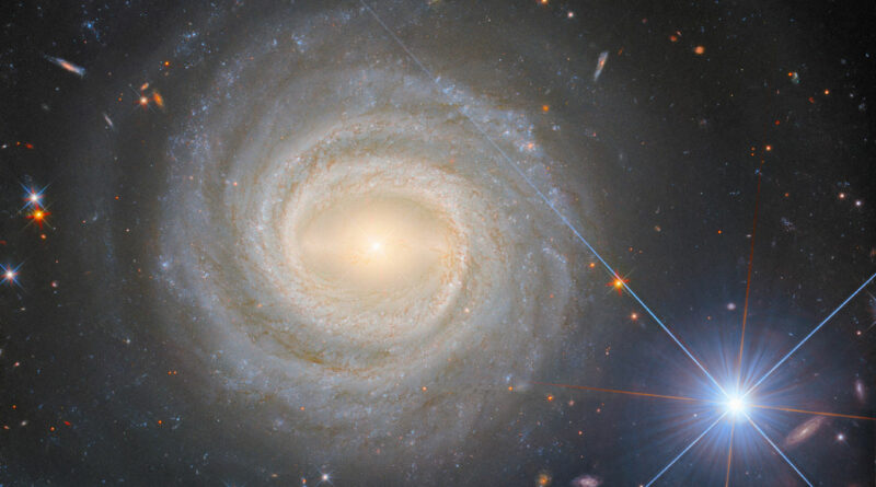 NGC 1383 gefotografeerd door de Hubble Space Telescope