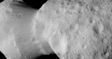 Videostill van Lucy's ontmoeting met asteroïde Donaldjohanson.