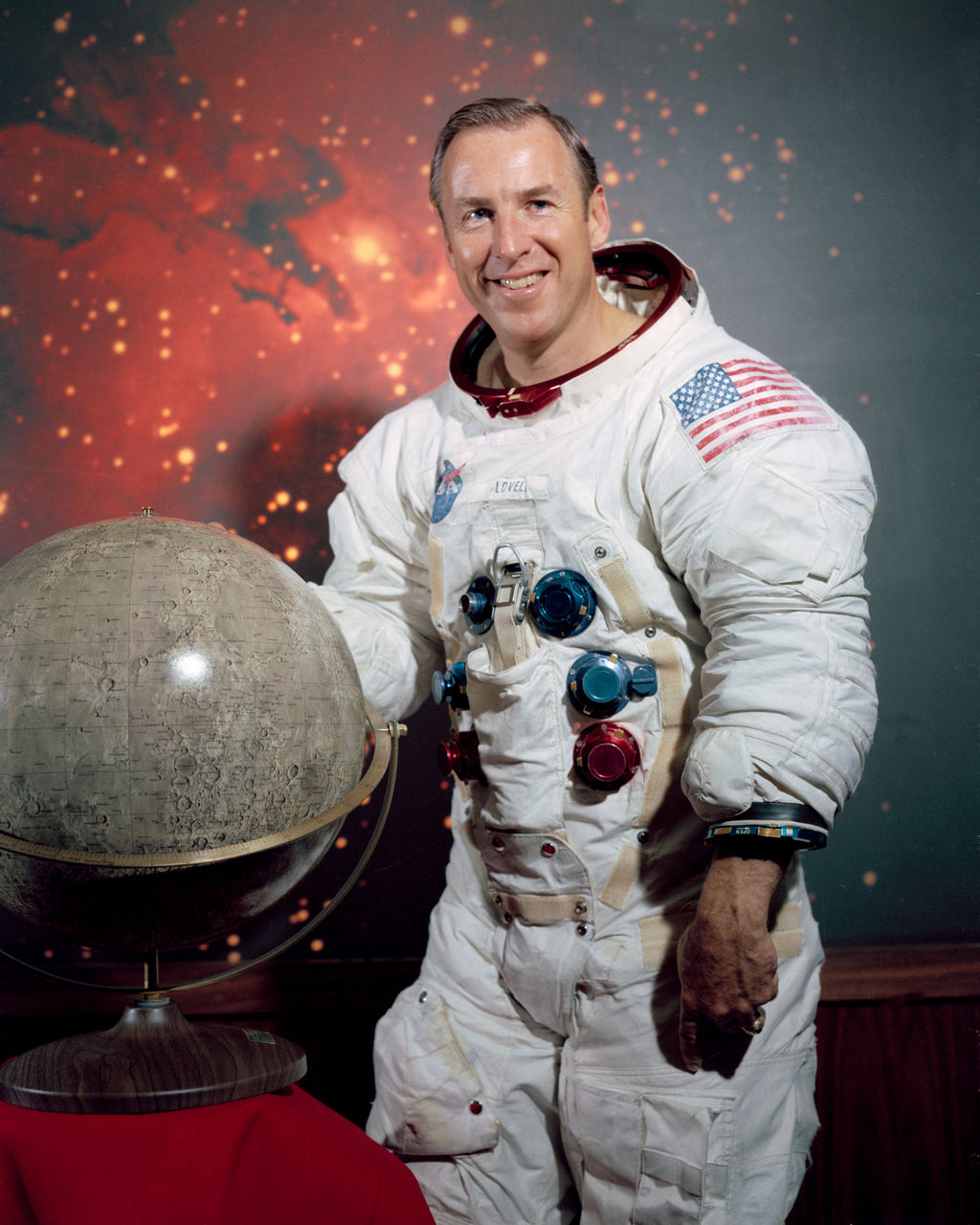 Jim Lovell (1928 - 2025)