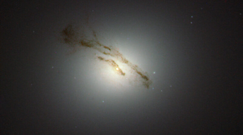 Opname van Messier 84 door de Hubble Space Telescope