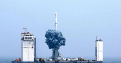 Lancering vanaf zee van een Lange Mars-11 raket.